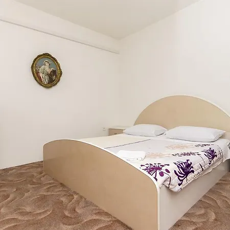 Smilja Apartamento *