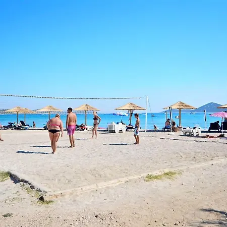 Smilja Apartamento Tribalj