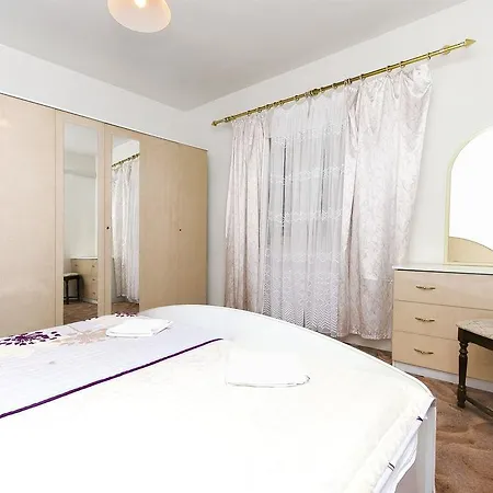 Smilja Apartamento Tribalj